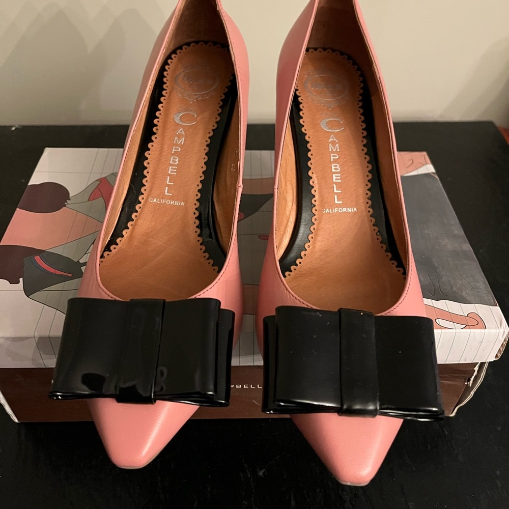 NEVER WORN- Jeffrey Campbell Situation Heels Womens 10 Blush Pink Leather Bow